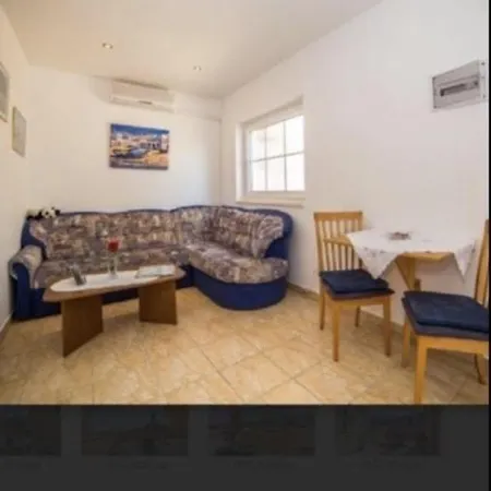 Gastehaus Iva Apartamento Postira